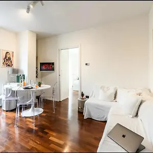 Casa Albertina Grazioso Vicino Stazione Monza